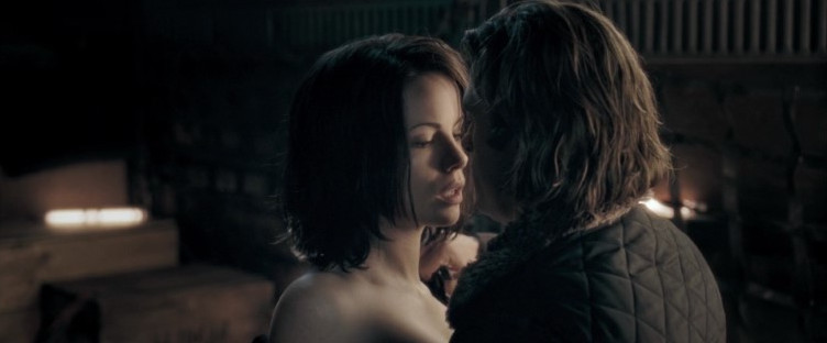 Kate Beckinsale – Underworld Evolution  nude photo