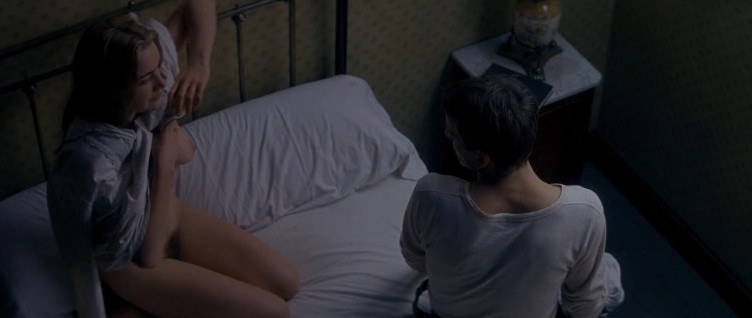 Kate Winslet, Rachel Griffiths – Jude (1996) HD 1080p  nude photo