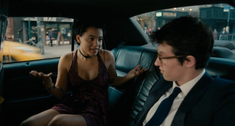 Kate Beckinsale, Kiersey Clemons – The Only Living Boy in New York (2017)  nude photo