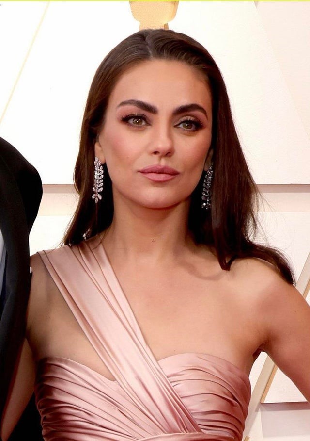 Mila Kunis  nude photo