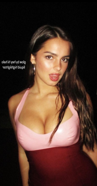 Addison Rae Ig Story  nude photo