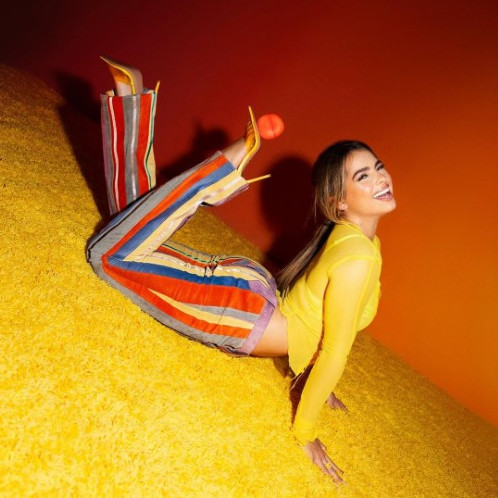 Addison Rae Legs Up  nude photo