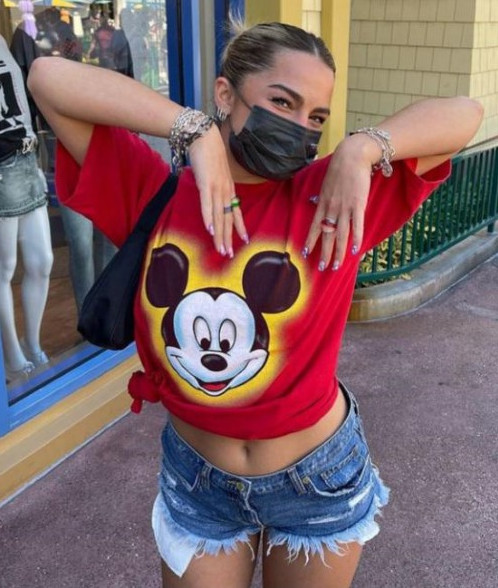 Addison Rae New Intsa Post  nude photo