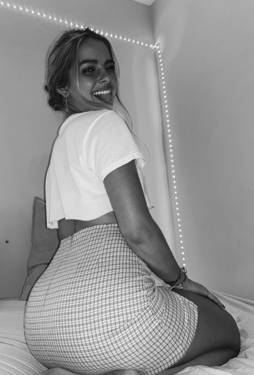 Addison Rae Perfect View  nude photo