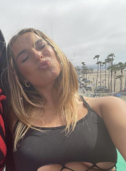 Addison Rae Underboob  nude photo