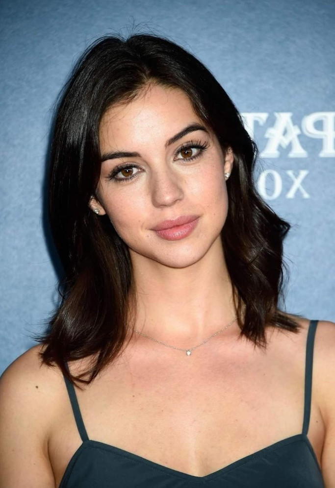 Adelaide Kane Pretty Woman  nude photo