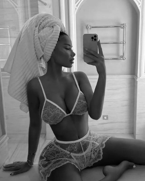 Adele Grisoni  nude photo