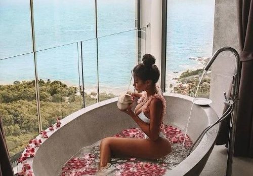 Adele Grisoni  nude photo