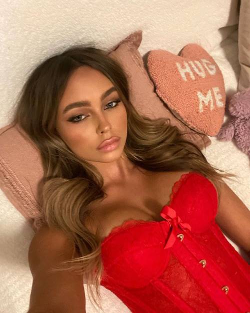 Adison Justis  nude photo