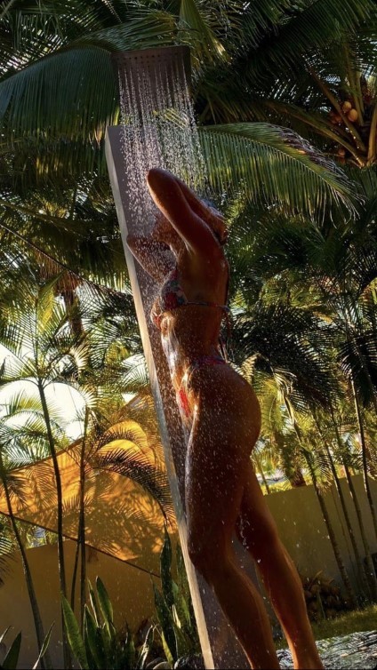 Adria Arjona Hot Body In Bikini  nude photo