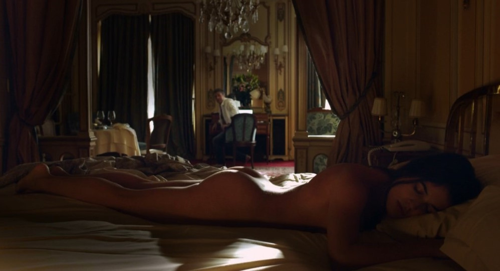 Adriana Ugarte  nude photo