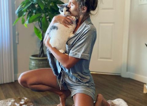 Ainsley Rae  nude photo