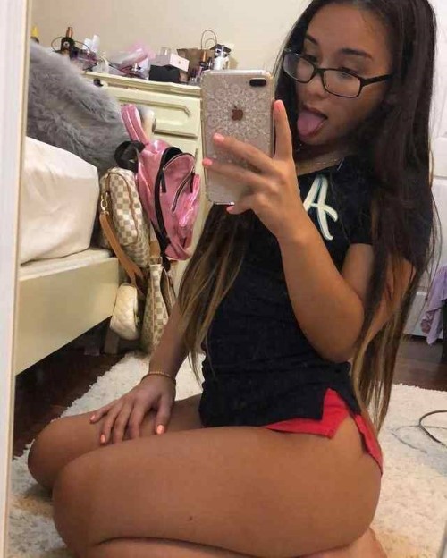 Alahna Ly  nude photo