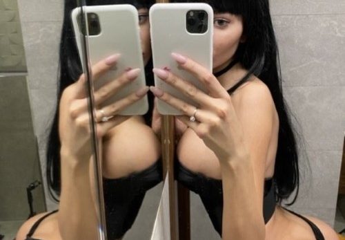 Alena Omovich  nude photo