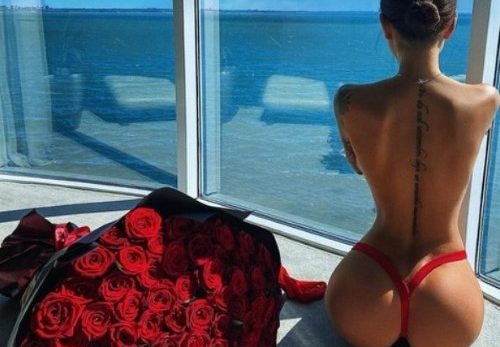 Alena Omovich  nude photo