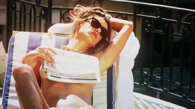 Alessandra Ambrosio  nude photo