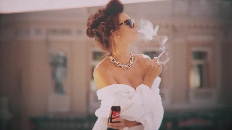 Alessandra Ambrosio  nude photo