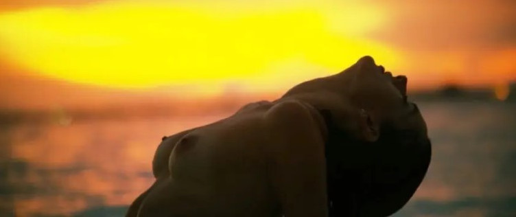 Alessandra Ambrosio  nude photo