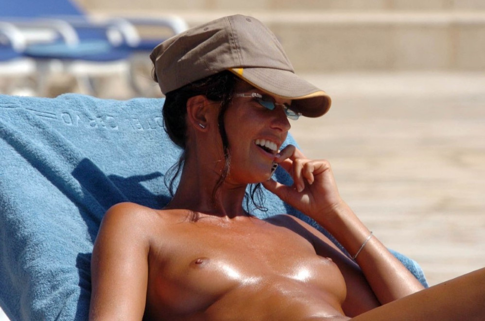 Alessia Merz  nude photo