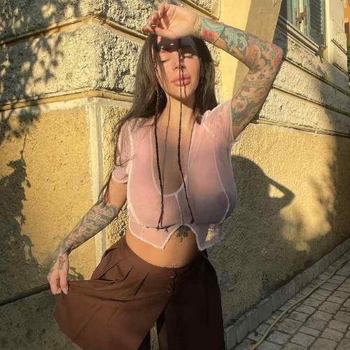 Alex Mucci  nude photo