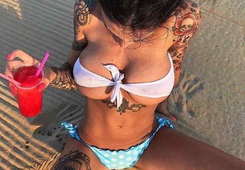 Alex Mucci  nude photo