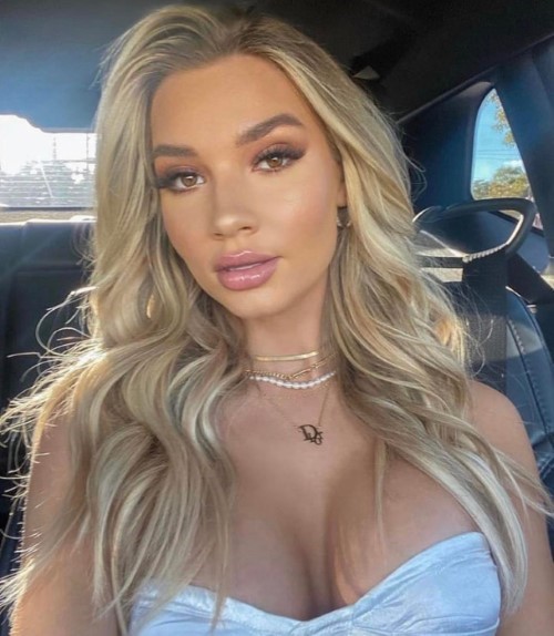 Alexa Collins  nude photo