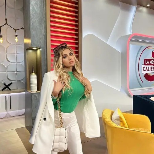 Alexa Dellanos  nude photo