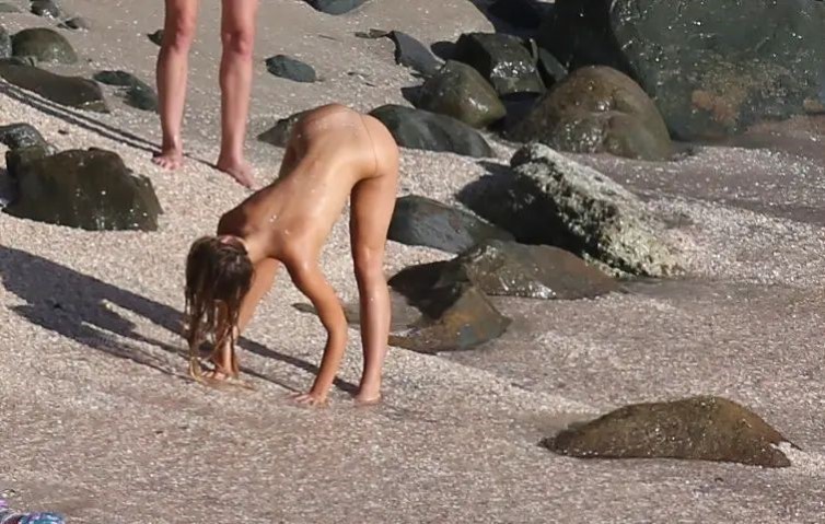 Alexis Ren Bent Over Sexy Ass  nude photo