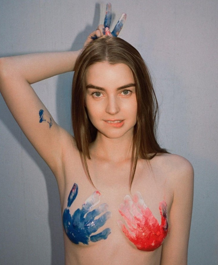 Ali Michael Sexy  nude photo