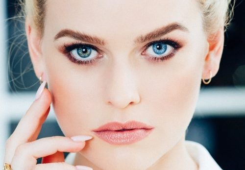 Alice Eve  nude photo
