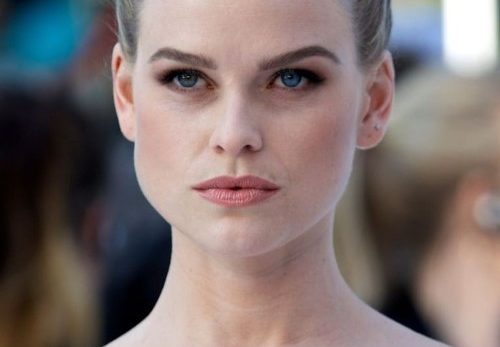 Alice Eve Hair Done Up  nude photo