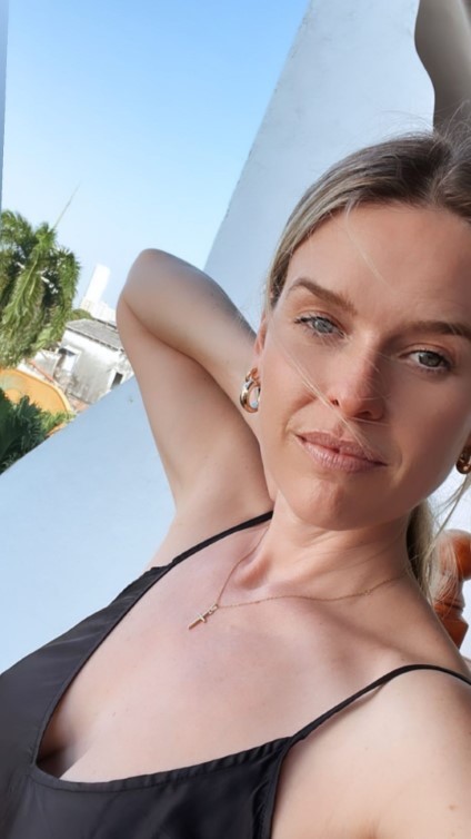 Alice Eve Latest Picture  nude photo