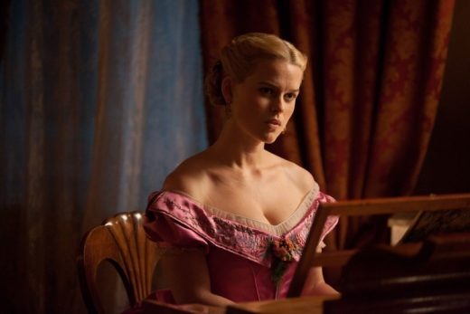 Alice Eve Sexy In The Raven  nude photo