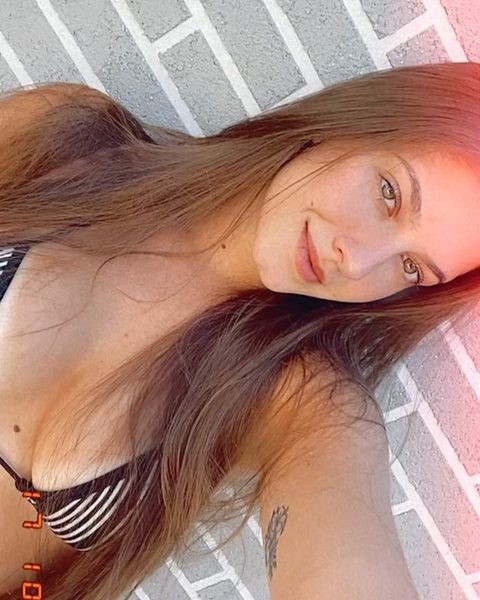 Alicia Gomes Oliveira  nude photo