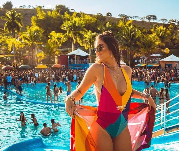 Alicia Gomes Oliveira  nude photo