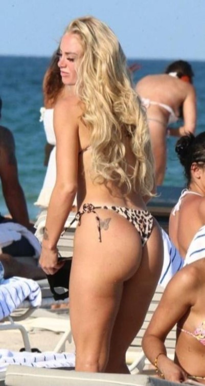 Alisha Lehmann Bikini Babe 4 (2)  nude photo