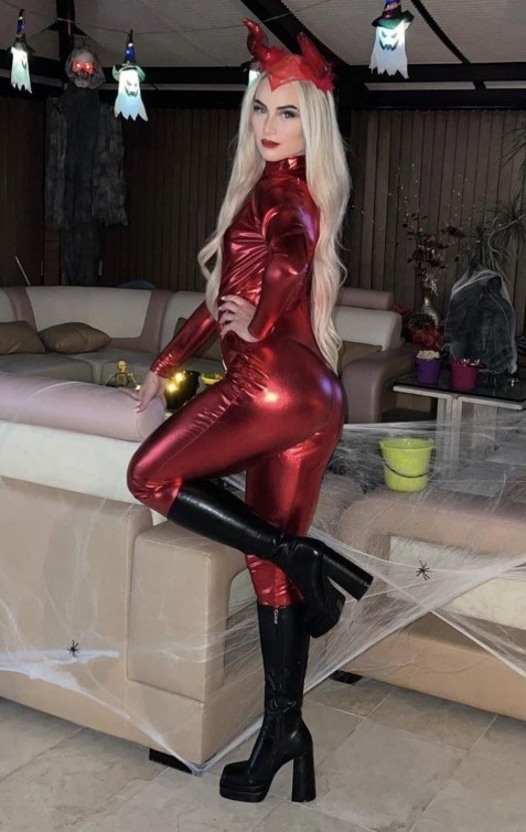 Alisha Lehmann It’s Late But Happy Birthday To The Sexiest Queen 1  nude photo