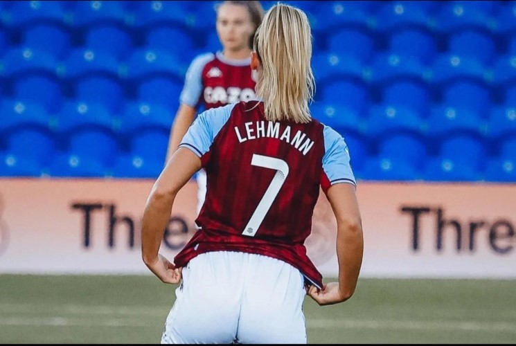 Alisha Lehmann Perfect Ass In Football Shorts  nude photo
