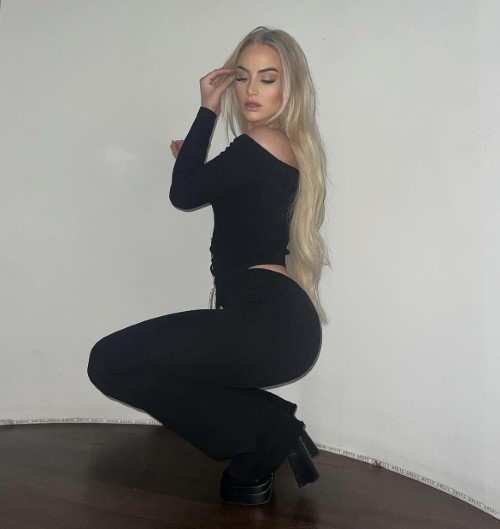 Alisha Lehmann Sexy Slut 4  nude photo