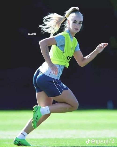 Alisha Lehmann She Is So Beautiful 1  nude photo