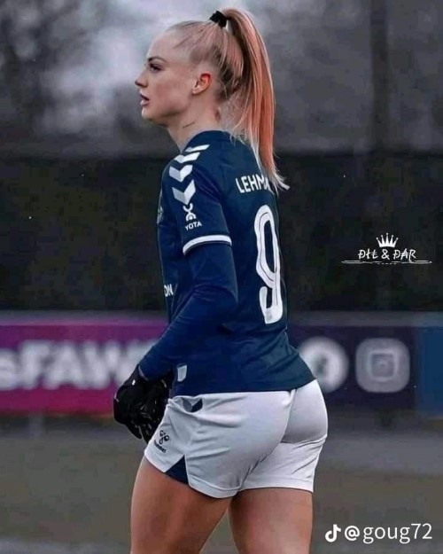 Alisha Lehmann She Is So Beautiful 10  nude photo