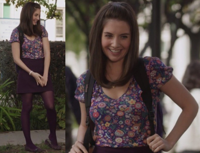 Alison Brie Annie  nude photo