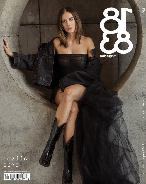 Alison Brie Boots  nude photo