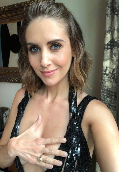 Alison Brie Trying To Hide Annies Boobs  nude photo