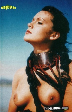 Alyssa Milano Nude Com  nude photo