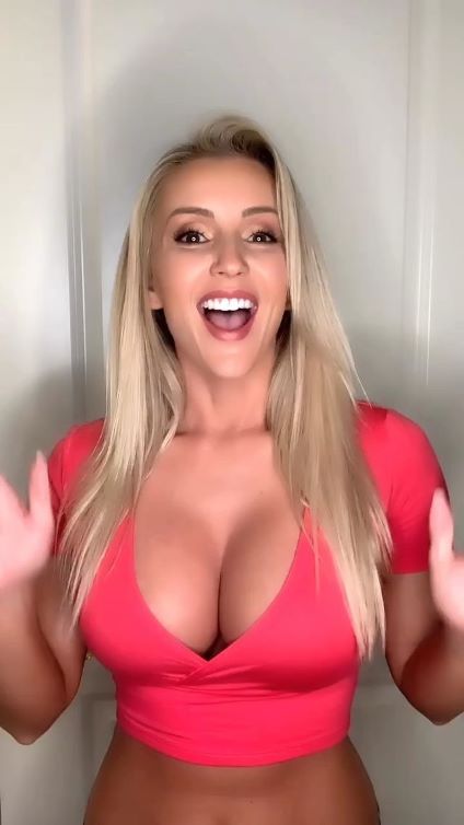 Amanda Paris  nude photo