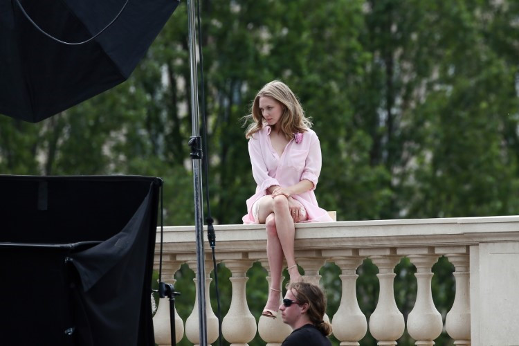 Amanda Seyfried 122 Bts Paris Photoshoot 57  nude photo