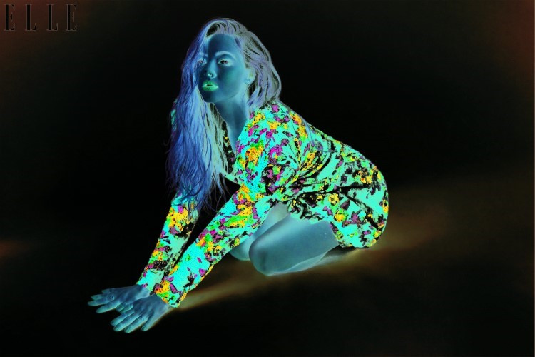 Amanda Seyfried 128 Elle Uk July 2018 Album  nude photo