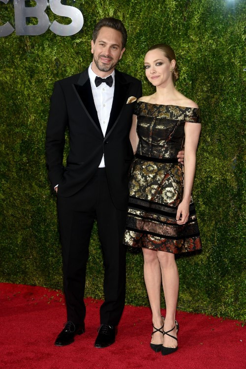 Amanda Seyfried 344 2015 Tony Awards 4  nude photo