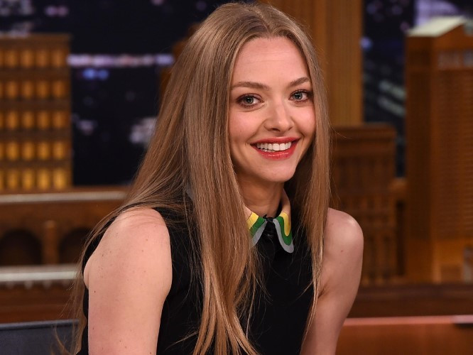 Amanda Seyfried Amazing Smile  nude photo